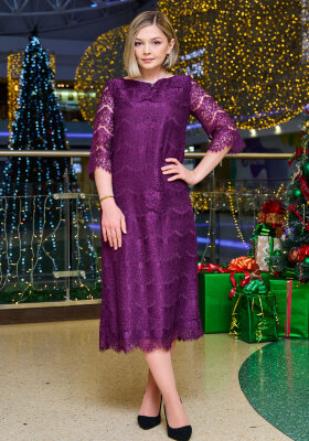 Платье трапеция из кружева длины миди (фиолетовый)