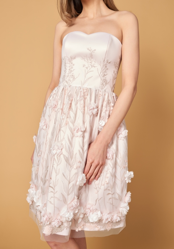 Эксклюзивное корсетное платье с 3D вышивкой, пудра  - Эксклюзивное корсетное платье с 3D вышивкой, пудра 