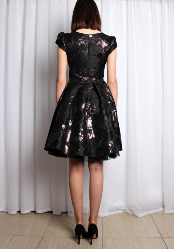 Коктейльное платье средней длины с коротким рукавом, черное - Коктейльное платье средней длины с коротким рукавом, черное
