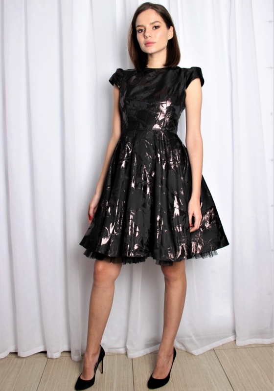 Коктейльное платье средней длины с коротким рукавом, черное - Коктейльное платье средней длины с коротким рукавом, черное