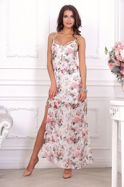 Длинное платье с разрезом без рукавов  21012 цветы на белом 