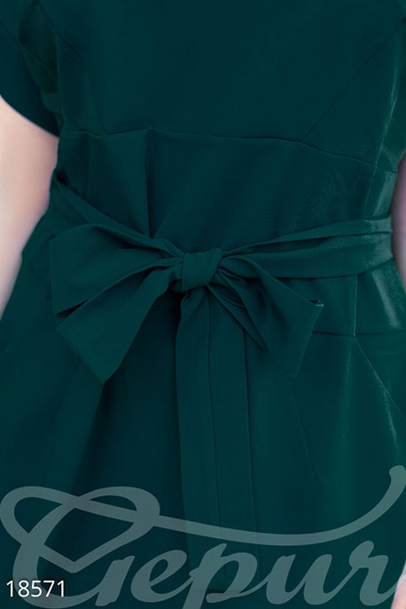 Деловое батальнное платье с широким поясом 18571 - Деловое батальнное платье с широким поясом 18571