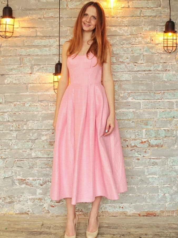 Длинное платье без рукавов с юбкой солнце  LUCY Laura_139 розовое 